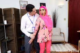 Abi James - Hijab MILF Tries Some Clothes & Some Dick (29825)