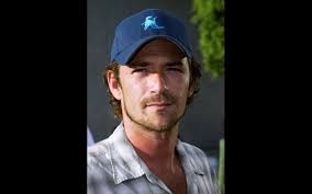 Последние твиты от luke perry (@lukeperryiii). A Morte Que Esta A Chocar O Mundo Luke Perry Ator Da Serie Beverly Hills Morre Aos 52 Anos Nova Gente