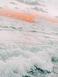 See more ideas about aesthetic desktop wallpaper, desktop wallpaper, mac wallpaper. ðš‹ðšŽðšŠðšŒðš' ðš ðšŠðšŸðšŽðšœ Pinterest Zzclaire Beach Wall Collage Beach Wallpaper Ocean Wallpaper