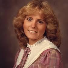 Happy Birthday (yesterday 🙄...it was a busy day getting ready for the  b-day party) to my best friend and the love of my life Mary Beth  Chapman...beautiful, brave, creative (even though she