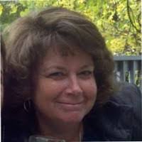 Beth Luddy's Instagram, Twitter & Facebook