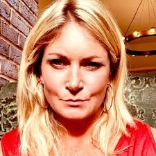 Joanne Darby (@jovictoriadarb)