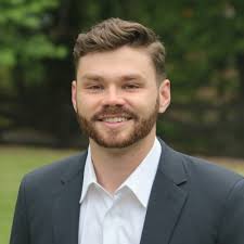 This past weekend, I graduated from the University of North Georgia with a  degree in Business Management. Over the past four years, I have gotten the  privilege to live, work, and play