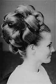 Chignon Bouclee Facon Choucroute Hair Movie Long Hair Styles Men Retro Hairstyles