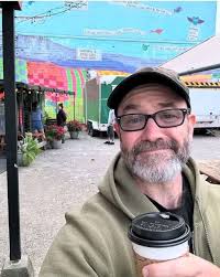 I'm from Canada single and searching