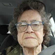 Fans say happy birthday to my little daughter I need all my fans to commot 