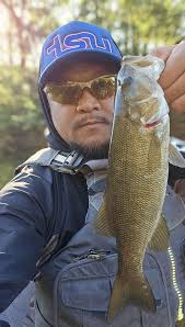 No scale. I'm guessing 9lbs the way it fought. 🫣