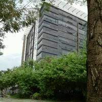 Berdagang di forex, anda harus mengambil kira bukan sahaja aktiviti pusat kewangan utama semasa sesi perdagangan, tetapi juga ingat bahawa pasaran kewangan ditutup pada hujung minggu dan cuti umum. Symphony House Pusat Dagangan Dana Petaling Jaya Selangor 29 Visitors