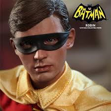 Boxed Figure: Hot Toys Robin (1966 Film) (902081)