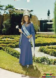 ثم تزوجت رياضياً كان نائب أحكام وفارساً بنادي هليوبوليس ثم انفصلت عنه لتتزوج من عازف الجيتار الشهير في السبعينيات عمر خورشيد الذي كان على علاقة في الوقت نفسه بملكة جمال الكون اللبنانية جورجينا رزق ولما تأكد لها هذه العلاقة انفصلت عنه وتزوجت أيضا من. Ø¬ÙˆØ±Ø¬ÙŠÙ†Ø§ Ø±Ø²Ù‚ Ù…Ø¹Ù„ÙˆÙ…Ø§Øª Ùˆ ØµÙˆØ± Ùˆ Ø§Ù„Ø³ÙŠØ±Ø© Ø§Ù„Ø°Ø§ØªÙŠØ©