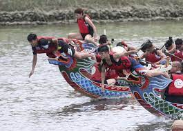 This festival is popular among the surrounding east asian and south asian countries including hong kong, mandarin, macau, and singapore. Taiwan S Dragon Boat Races Among Few To Be Held This Year The Mainichi