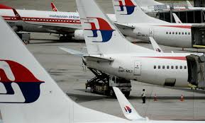 2 more pieces 'almost certainly' from crashed boeing 777 aircraft. Potential Mh370 Debris Found On Island Off African Coast Arab News