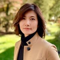 Robyn Fischer's Instagram, Twitter & Facebook