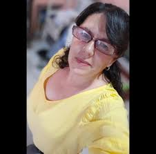 Profile for Lucia Bazan