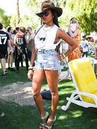 See more ideas about outfits, fashion, tehran street style. 9 Rules Of Music Festival Dressing Allure
