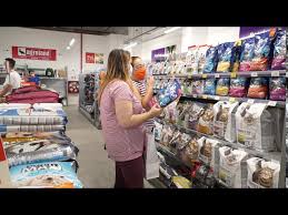 Cea mai mare reţea de magazine agricole din #românia. Deschidere Magazin Agroland Mega Mosnita Noua Timisoara Youtube