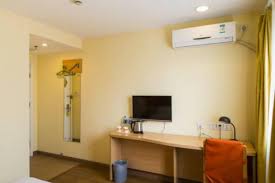Home inn is located in shanghai's jing'an neighborhood. Home Inn Shanghai Lujiazui The Oriental Pearl Hotel Overview