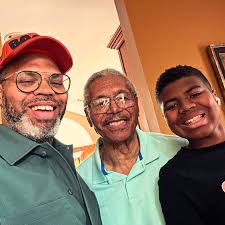 Please join me in wishing my dad aka pop aka @jdrobersonjr a super happy  birthday. Love you pop.