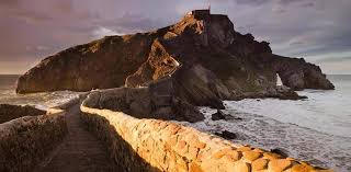 Dyk that there are tons of filming locations from game of thrones located in spain? Visit These 7 Game Of Thrones Filming Locations Big 7 Travel