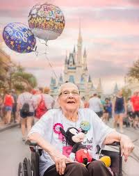 A pioneer of the american animation indu. Woman Celebrates 100th Birthday At Disney World Popsugar Family