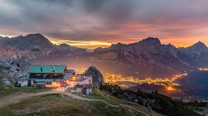 Последние твиты от cortina 2021 (@cortina2021). Cortina D Ampezzo Und Giau Pass Bergurlaub Zwischen Sport Und Internationalen Veranstaltungen