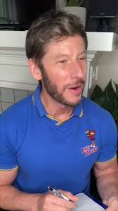 Ordering A Burger from Red Robin and The Names Are All Weird