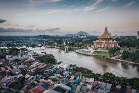 The largest among the 13 states, with an area almost equal to that of peninsular malaysia, sarawak is located in northwest borneo island, and is bordered by the malaysian state of sabah to the northeast, kalimantan. Things To Do In Kuching Sarawak Malaysia Drink Tea Travel