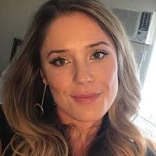 Sharn Norman's Instagram, Twitter & Facebook