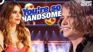 17 Year Old Singing Beautiful By Christina Aguilera Annapolis City Dock New  Years KARAOKE CONTEST