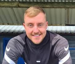 Daryl Healy's Instagram, Twitter & Facebook