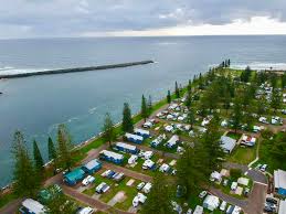 From 166 holiday houses to 148 flats & apartments, find unique holiday homes for you to enjoy a memorable holiday or a weekend with your family and friends. Nrma Port Macquarie Breakwall Holiday Caravan Park Review Let S Go Mumlet S Go Mum