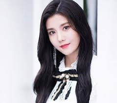 1 Pages of IZ*ONE @official_izone @75_yabuki AHN YUJIN KIM MINJU YABUKI  NAKO KWON EUN BI #izone #wizoneloveizone #ahnyujinizone #minjuizone  #yabukinakoizone #kwoneunbiproduce48