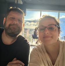 Wasp 🔍 Smartphone macro capture ✨️ Photographed at night in a forest 🌳 •  Mimesa sp.