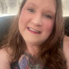 Does anyone know of free bee removal services in The Dalles area?