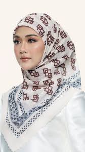 Shawlpublika Maharani Raya Square Scarf