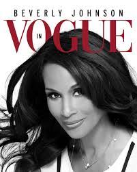 Carolyn Lash's Instagram, Twitter & Facebook