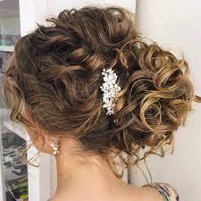 20 Soft And Sweet Curly Wedding Hairstyles Curly Hair Updo Curly Hair Styles Naturally Wedding Curls