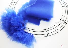 How to make a tulle wreath! Patriotic Tulle Wreath Craft Tutorial Perfect For July 4th And Memorial Day