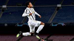 Weston mckennie goal vs cesena mckennie's goal was a delight. Juventus Vs Barcelona Score Ronaldo Bests Messi But Weston Mckennie Steals Show In Group Clinching Win Cbssports Com
