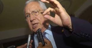 Fiscales sólo entregarán documento de peticiones a Micheletti