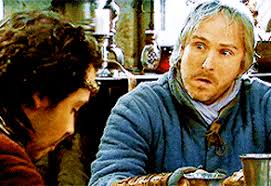 Voir plus d'idées sur le thème serie kaamelott, citations kaamelott, gif animé. Kaamelott Perceval Gifs Get The Best Gif On Giphy