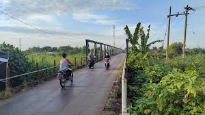 Images on the instagram tiktok about mojokerto. Jembatan Horor Di Mojokerto Itu Tak Lagi Jadi Jujukan Ngabuburit