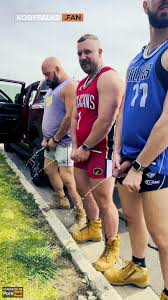 Three Buff, Bearded Aussies Pissing Together Outdoors 0016-1 6 Gay Porn Gif  | Pornhub.com