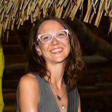 From a 60-Hour Workweek to Slow Living in Belize: Amanda Jarman (Ep. 1) —  Lisa Hoashi