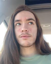 Charlie Abner's Instagram, Twitter & Facebook