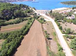 Sie wollen ein haus in kroatien kaufen? Zu Verkaufen Andere Grundstucke Rovinj Istrien Kroatien Cesta Za Mondelaco Kroatien Realigro De
