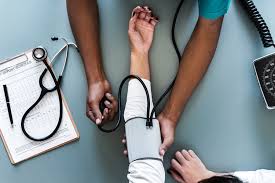 Working under the direct supervision of a licensed practical nurse or registered nurse, a certified nurse aide (cna) does the following: Why Become A Cna Top 10 Benefits Of Becoming A Cna