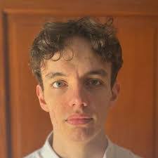 Lisa Doyen's Instagram, Twitter & Facebook