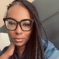 Shontay Marshall's Instagram, Twitter & Facebook