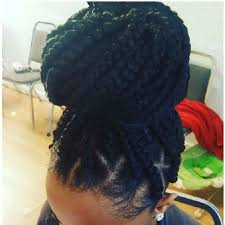 The loose twists on top add extra height and a feminine touch. 21 Easy Protective Hairstyles For Natural Hair With Images That Sister
